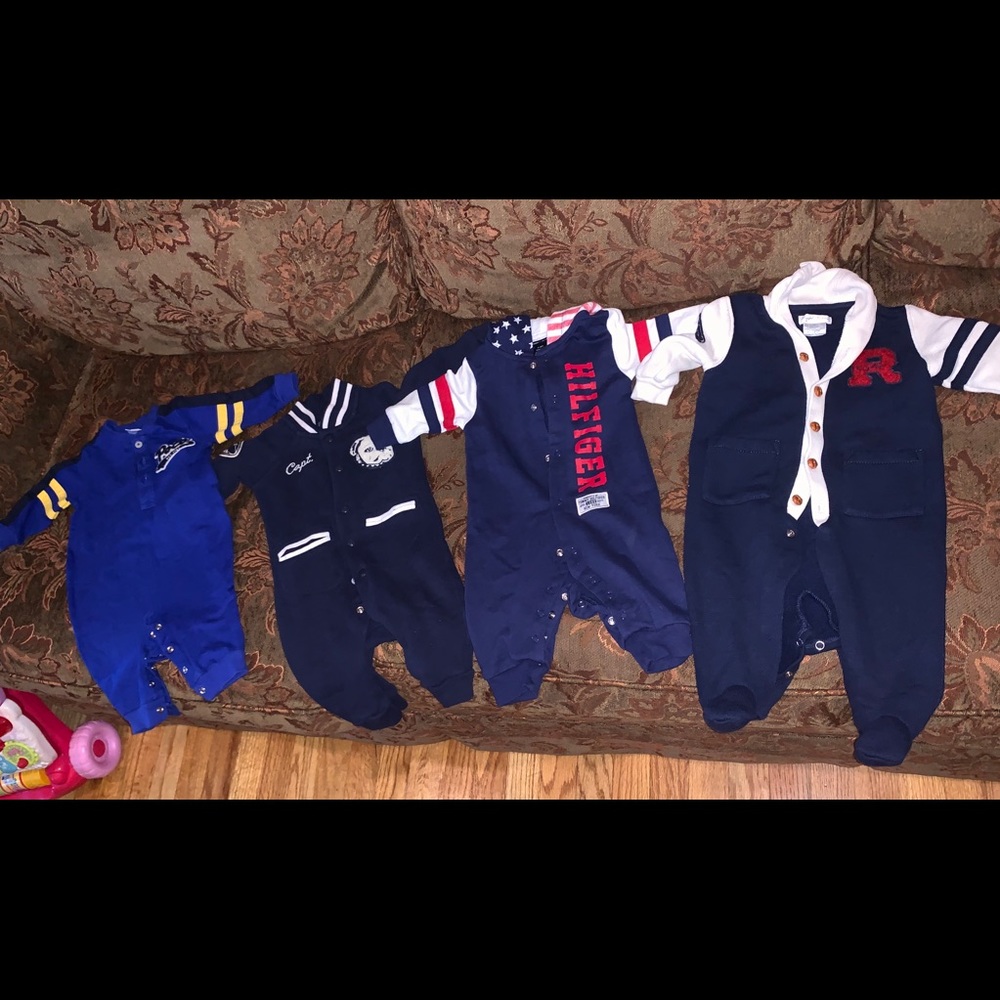 Lot of one piece outfits Size 3 months